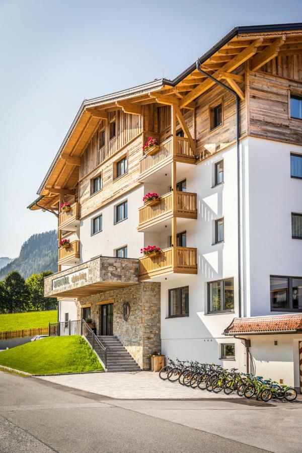 Ofenturl Alpine Living Aparthotel Flachau Exterior photo